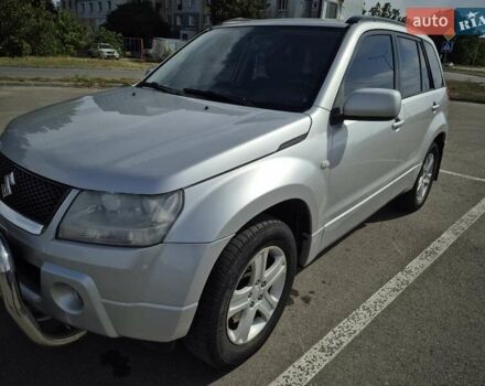 Сірий Сузукі Гранд Вітара, об'ємом двигуна 2 л та пробігом 171 тис. км за 7200 $, фото 1 на Automoto.ua