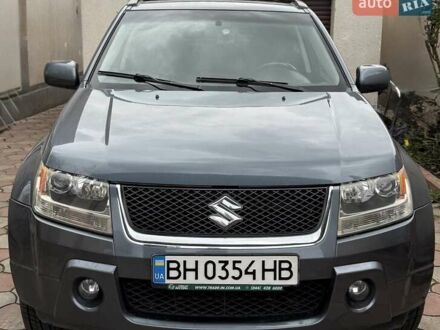 Сузуки Гранд Витара 2007 в Одессе на Automoto.ua Серый Сузуки Гранд Витара, объемом двигателя 2.74 л и пробегом 165 тыс. км за 7000 $, фото 1 на Automoto.ua
