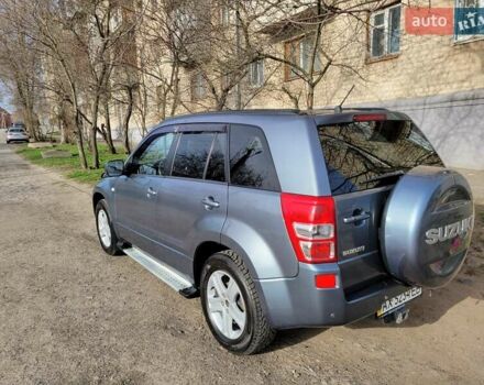 Серый Сузуки Гранд Витара, объемом двигателя 2 л и пробегом 219 тыс. км за 7500 $, фото 1 на Automoto.ua