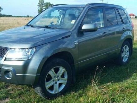 Сірий Сузукі Гранд Вітара, об'ємом двигуна 1.9 л та пробігом 138 тис. км за 8000 $, фото 1 на Automoto.ua