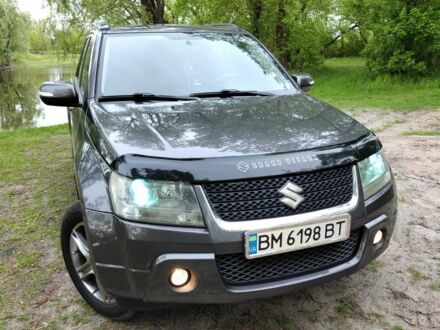 Сузукі Гранд Вітара 2008 у Конотопе на Automoto.ua Сірий Сузукі Гранд Вітара, об'ємом двигуна 2.4 л та пробігом 181 тис. км за 7800 $, фото 1 на Automoto.ua