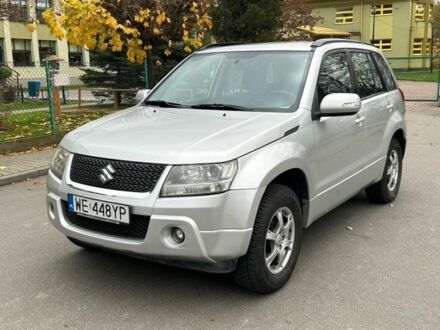 Серый Сузуки Гранд Витара, объемом двигателя 2 л и пробегом 200 тыс. км за 3700 $, фото 1 на Automoto.ua
