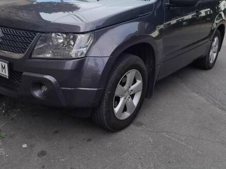 Сузуки Гранд Витара 2008 в Фастове на Automoto.ua Серый Сузуки Гранд Витара, объемом двигателя 2.4 л и пробегом 181 тыс. км за 9000 $, фото 1 на Automoto.ua