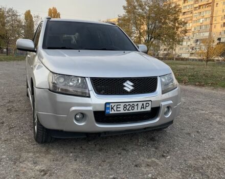Серый Сузуки Гранд Витара, объемом двигателя 2 л и пробегом 172 тыс. км за 6750 $, фото 1 на Automoto.ua
