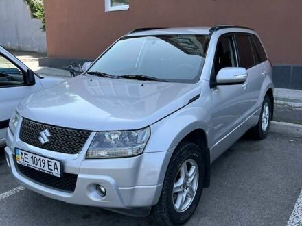 Сузукі Гранд Вітара 2008 у Дніпро (Дніпропетровську) на Automoto.ua Сірий Сузукі Гранд Вітара, об'ємом двигуна 2.4 л та пробігом 90 тис. км за 7850 $, фото 1 на Automoto.ua