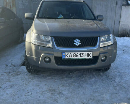 Серый Сузуки Гранд Витара, объемом двигателя 2 л и пробегом 218 тыс. км за 7200 $, фото 1 на Automoto.ua
