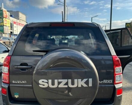 Серый Сузуки Гранд Витара, объемом двигателя 2 л и пробегом 150 тыс. км за 7800 $, фото 1 на Automoto.ua