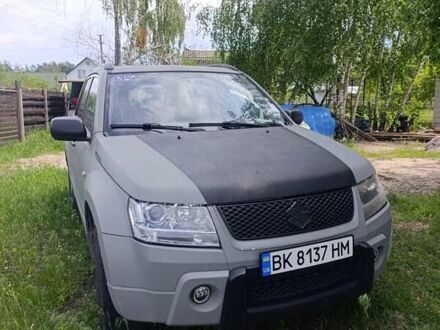 Сузуки Гранд Витара 2008 в Вараш (Кузнецовск) на Automoto.ua Серый Сузуки Гранд Витара, объемом двигателя 1.9 л и пробегом 270 тыс. км за 8500 $, фото 1 на Automoto.ua