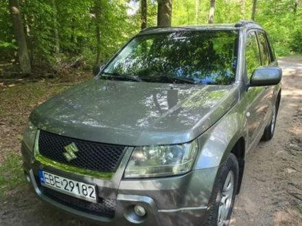 Сірий Сузукі Гранд Вітара, об'ємом двигуна 2.5 л та пробігом 199 тис. км за 4000 $, фото 1 на Automoto.ua