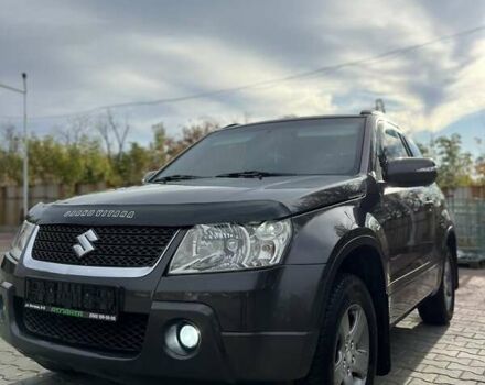 Серый Сузуки Гранд Витара, объемом двигателя 2.4 л и пробегом 200 тыс. км за 7900 $, фото 1 на Automoto.ua