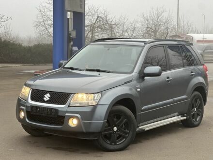 Сірий Сузукі Гранд Вітара, об'ємом двигуна 1.9 л та пробігом 300 тис. км за 4500 $, фото 1 на Automoto.ua