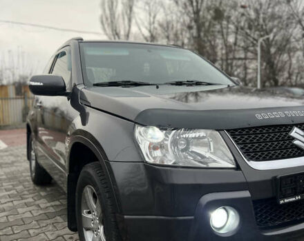 Серый Сузуки Гранд Витара, объемом двигателя 2.4 л и пробегом 200 тыс. км за 7600 $, фото 1 на Automoto.ua