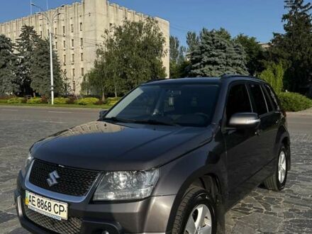 Сузукі Гранд Вітара 2009 у Кременчуге на Automoto.ua Сірий Сузукі Гранд Вітара, об'ємом двигуна 2.4 л та пробігом 183 тис. км за 7700 $, фото 1 на Automoto.ua