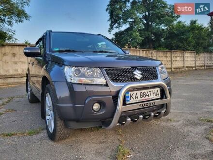 Сузуки Гранд Витара 2009 в Киеве на Automoto.ua Серый Сузуки Гранд Витара, объемом двигателя 2.4 л и пробегом 191 тыс. км за 9800 $, фото 1 на Automoto.ua