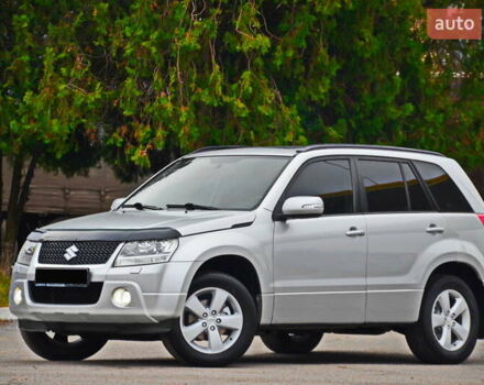 Серый Сузуки Гранд Витара, объемом двигателя 2.4 л и пробегом 132 тыс. км за 9500 $, фото 1 на Automoto.ua