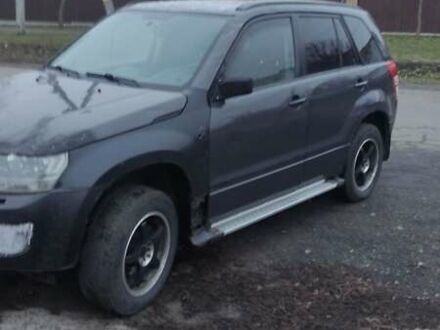 Сузукі Гранд Вітара 2010 у Смеле на Automoto.ua Сірий Сузукі Гранд Вітара, об'ємом двигуна 2.39 л та пробігом 171 тис. км за 7500 $, фото 1 на Automoto.ua