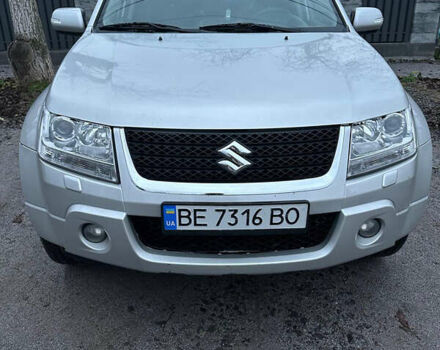 Серый Сузуки Гранд Витара, объемом двигателя 2.4 л и пробегом 236 тыс. км за 9898 $, фото 1 на Automoto.ua