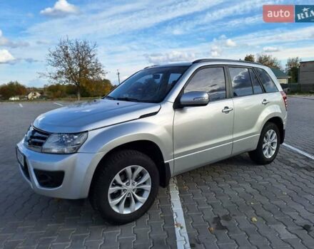 Сірий Сузукі Гранд Вітара, об'ємом двигуна 2.4 л та пробігом 170 тис. км за 11500 $, фото 1 на Automoto.ua