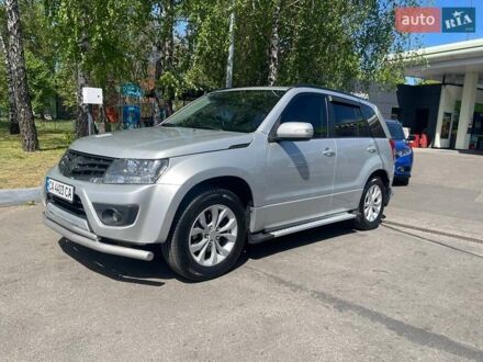 Сузукі Гранд Вітара 2016 у Черкасах на Automoto.ua Сірий Сузукі Гранд Вітара, об'ємом двигуна 2.39 л та пробігом 255 тис. км за 16300 $, фото 1 на Automoto.ua