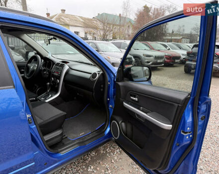 Синий Сузуки Гранд Витара, объемом двигателя 2 л и пробегом 230 тыс. км за 7900 $, фото 26 на Automoto.ua