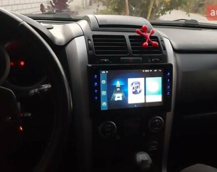 Синій Сузукі Гранд Вітара, об'ємом двигуна 2.39 л та пробігом 197 тис. км за 7200 $, фото 17 на Automoto.ua