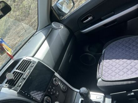Сузуки Гранд Витара 2008 в Самборе на Automoto.ua Синий Сузуки Гранд Витара, объемом двигателя 1.9 л и пробегом 228 тыс. км за 8200 $, фото 1 на Automoto.ua