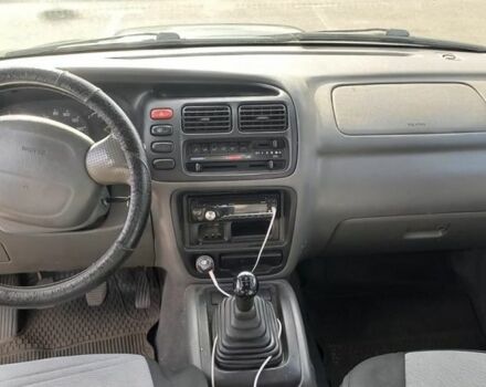 Зелений Сузукі Гранд Вітара, об'ємом двигуна 2 л та пробігом 290 тис. км за 2900 $, фото 8 на Automoto.ua