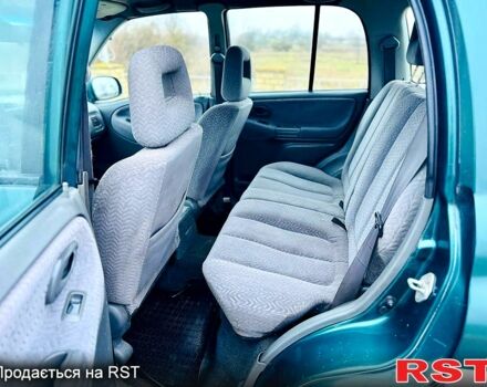 Зеленый Сузуки Гранд Витара, объемом двигателя 2 л и пробегом 340 тыс. км за 2350 $, фото 7 на Automoto.ua