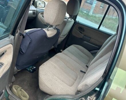 Зелений Сузукі Гранд Вітара, об'ємом двигуна 2 л та пробігом 300 тис. км за 2500 $, фото 4 на Automoto.ua