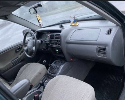 Зелений Сузукі Гранд Вітара, об'ємом двигуна 2 л та пробігом 280 тис. км за 2799 $, фото 7 на Automoto.ua