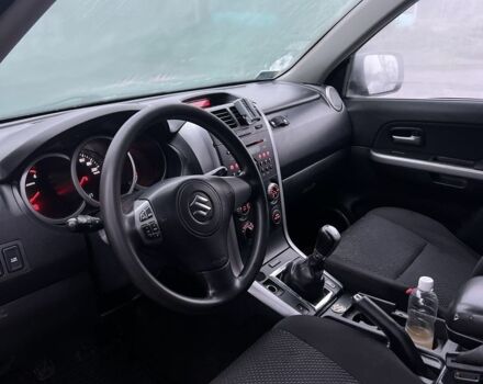 Зелений Сузукі Гранд Вітара, об'ємом двигуна 1.9 л та пробігом 200 тис. км за 3570 $, фото 6 на Automoto.ua