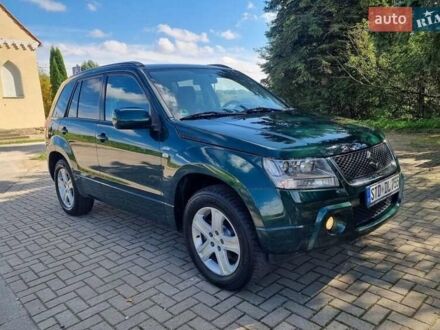 Зелений Сузукі Гранд Вітара, об'ємом двигуна 2 л та пробігом 215 тис. км за 2800 $, фото 1 на Automoto.ua