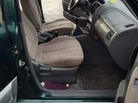 Сузукі Гранд Вітара 1998 у Києві на Automoto.ua Зелений Сузукі Гранд Вітара, об'ємом двигуна 2.5 л та пробігом 308 тис. км за 4800 $, фото 1 на Automoto.ua