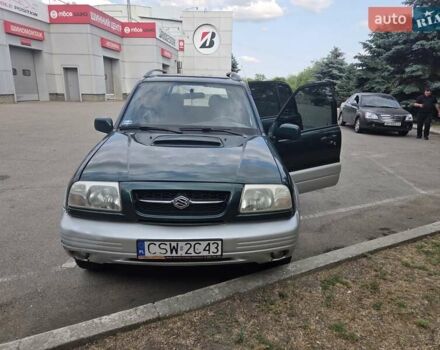 Зелений Сузукі Гранд Вітара, об'ємом двигуна 2 л та пробігом 359 тис. км за 3100 $, фото 1 на Automoto.ua