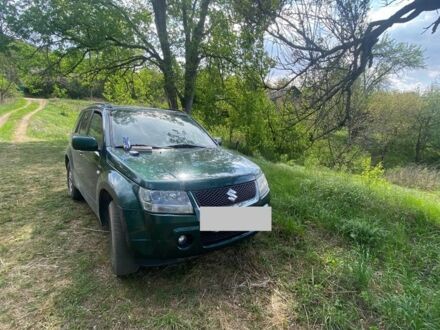 Сузукі Гранд Вітара 2006 у Изюме на Automoto.ua Зелений Сузукі Гранд Вітара, об'ємом двигуна 1.9 л та пробігом 333 тис. км за 3750 $, фото 1 на Automoto.ua