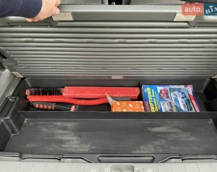 Красный Сузуки Игнис, объемом двигателя 1.3 л и пробегом 180 тыс. км за 4500 $, фото 13 на Automoto.ua