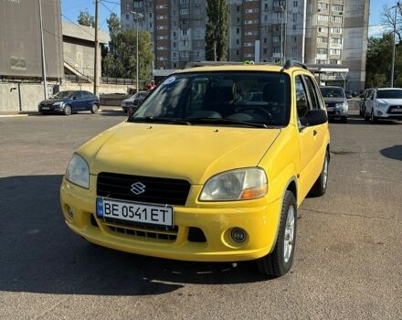 Желтый Сузуки Игнис, объемом двигателя 1.33 л и пробегом 167 тыс. км за 3500 $, фото 1 на Automoto.ua