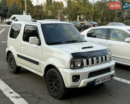 Білий Сузукі Джімні, об'ємом двигуна 1.33 л та пробігом 72 тис. км за 13400 $, фото 25 на Automoto.ua