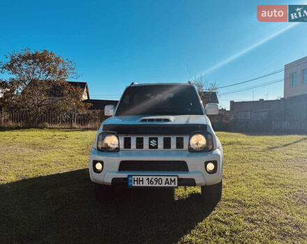 Білий Сузукі Джімні, об'ємом двигуна 1.33 л та пробігом 72 тис. км за 13400 $, фото 3 на Automoto.ua