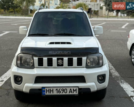 Белый Сузуки Джимни, объемом двигателя 1.33 л и пробегом 87 тыс. км за 13800 $, фото 2 на Automoto.ua