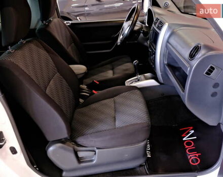 Білий Сузукі Джімні, об'ємом двигуна 1.3 л та пробігом 122 тис. км за 14900 $, фото 30 на Automoto.ua