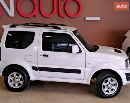 Білий Сузукі Джімні, об'ємом двигуна 1.3 л та пробігом 122 тис. км за 14900 $, фото 7 на Automoto.ua