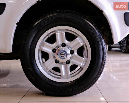 Білий Сузукі Джімні, об'ємом двигуна 1.3 л та пробігом 122 тис. км за 14900 $, фото 15 на Automoto.ua