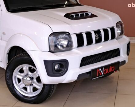 Белый Сузуки Джимни, объемом двигателя 1.3 л и пробегом 122 тыс. км за 14900 $, фото 3 на Automoto.ua