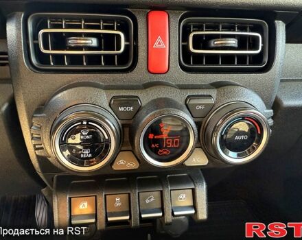 Білий Сузукі Джімні, об'ємом двигуна 1.5 л та пробігом 51 тис. км за 19999 $, фото 4 на Automoto.ua