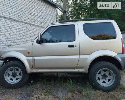 Бежевий Сузукі Джімні, об'ємом двигуна 1.6 л та пробігом 186 тис. км за 9200 $, фото 2 на Automoto.ua