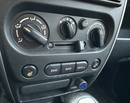 Бежевий Сузукі Джімні, об'ємом двигуна 1.3 л та пробігом 150 тис. км за 8700 $, фото 16 на Automoto.ua