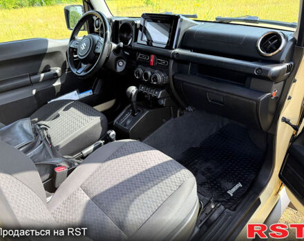 Сузуки Джимни 2021 в Киеве на Automoto.ua Бежевый Сузуки Джимни, объемом двигателя 1.5 л и пробегом 40 тыс. км за 20300 $, фото 7 на Automoto.ua