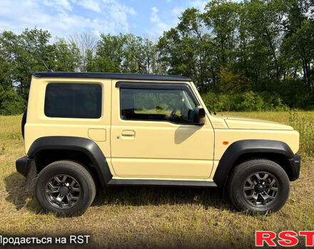 Сузуки Джимни 2021 в Киеве на Automoto.ua Бежевый Сузуки Джимни, объемом двигателя 1.5 л и пробегом 40 тыс. км за 20300 $, фото 1 на Automoto.ua