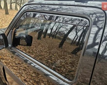 Черный Сузуки Джимни, объемом двигателя 1.33 л и пробегом 148 тыс. км за 8500 $, фото 14 на Automoto.ua